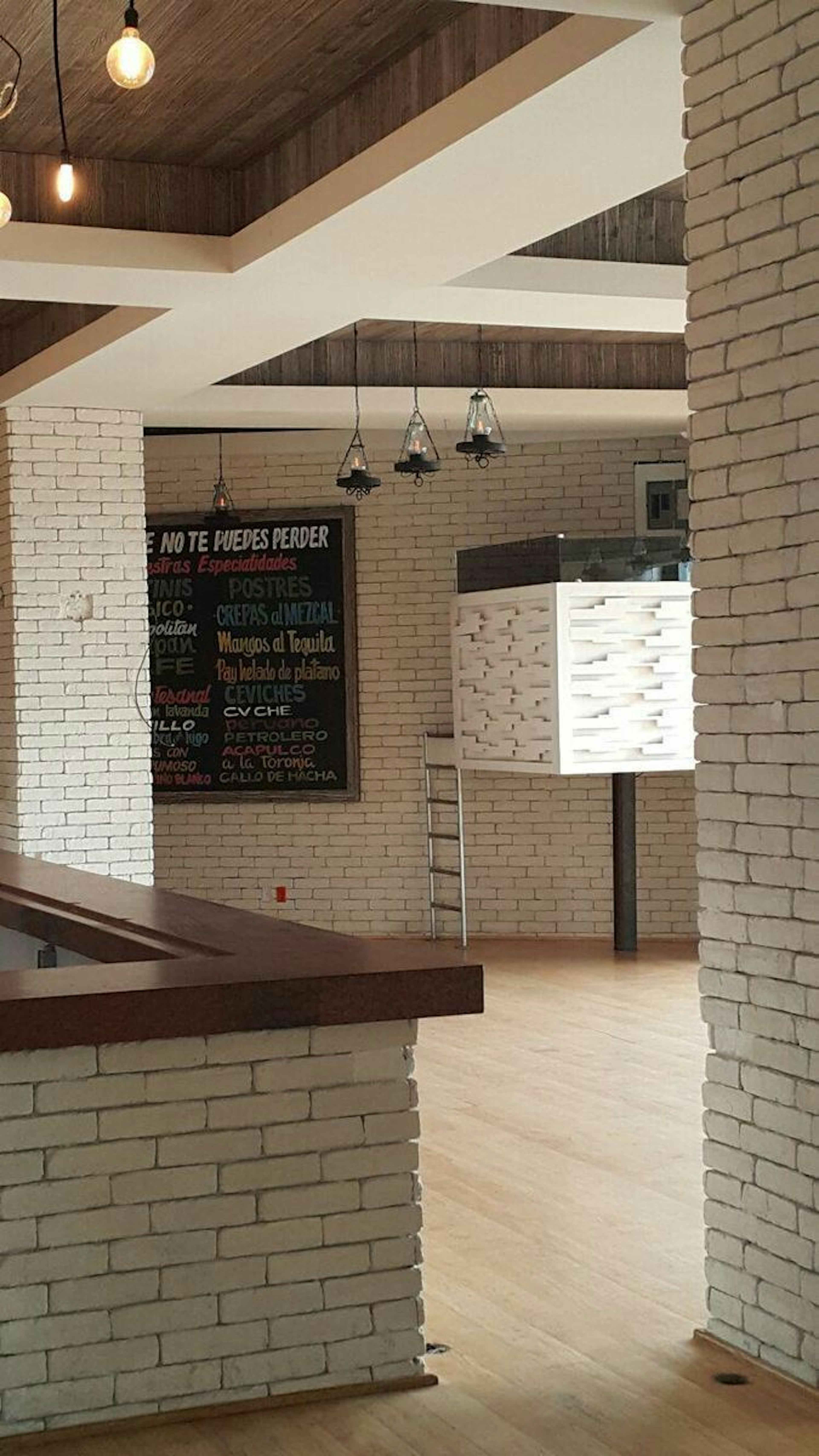 Juan Salvador Agraz 15