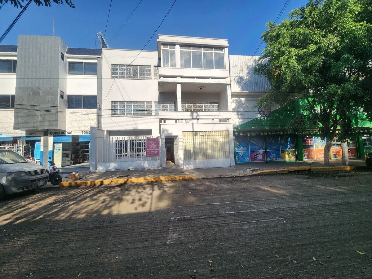 Local Comercial Spot2