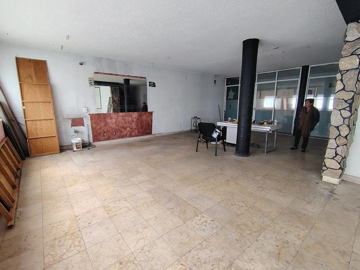 Local Comercial Spot2