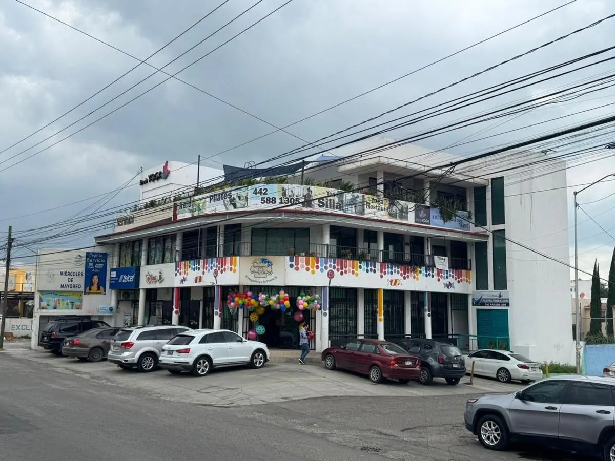 Local Comercial Spot2
