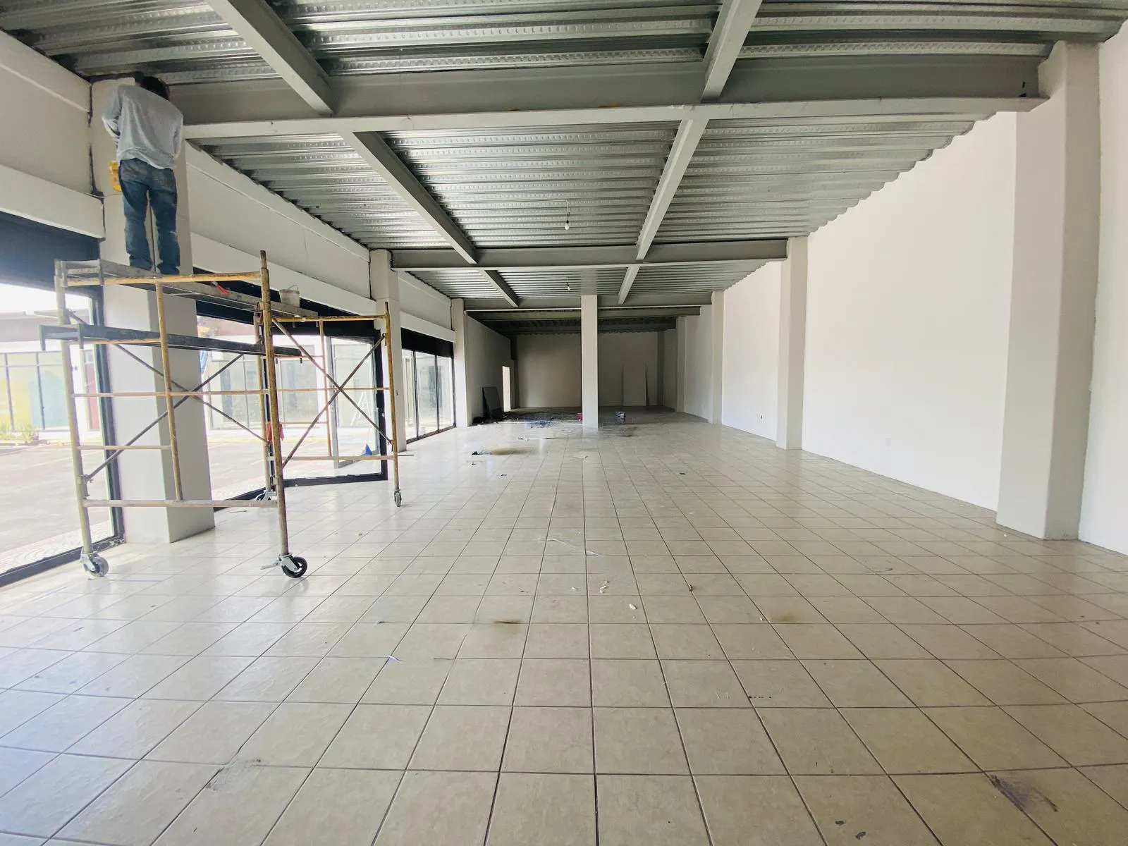 Local Comercial Spot2