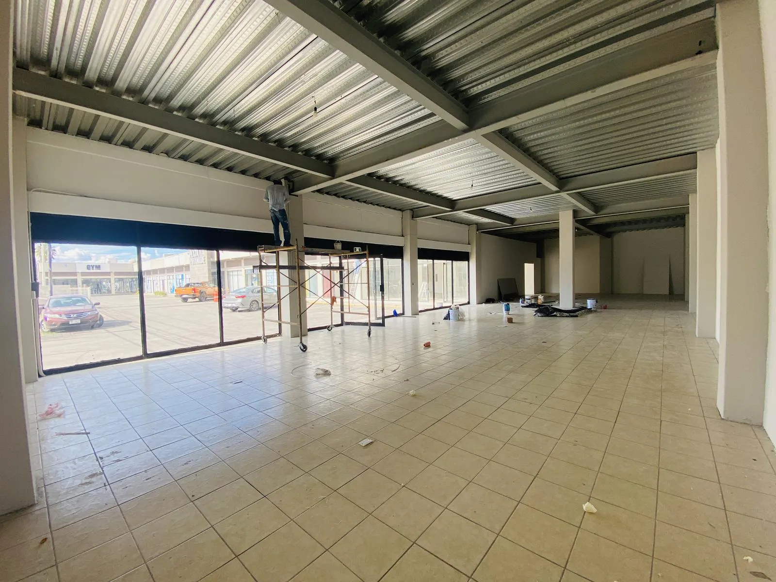 Local Comercial Spot2