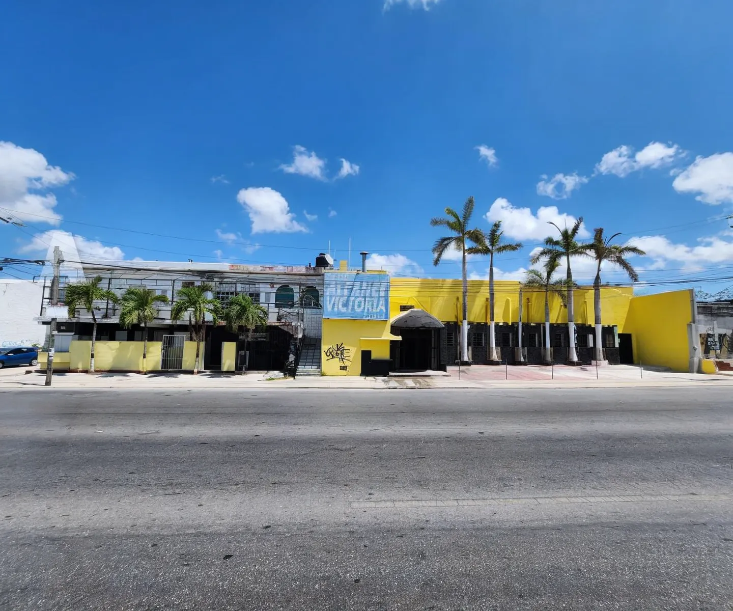 Local Comercial Spot2