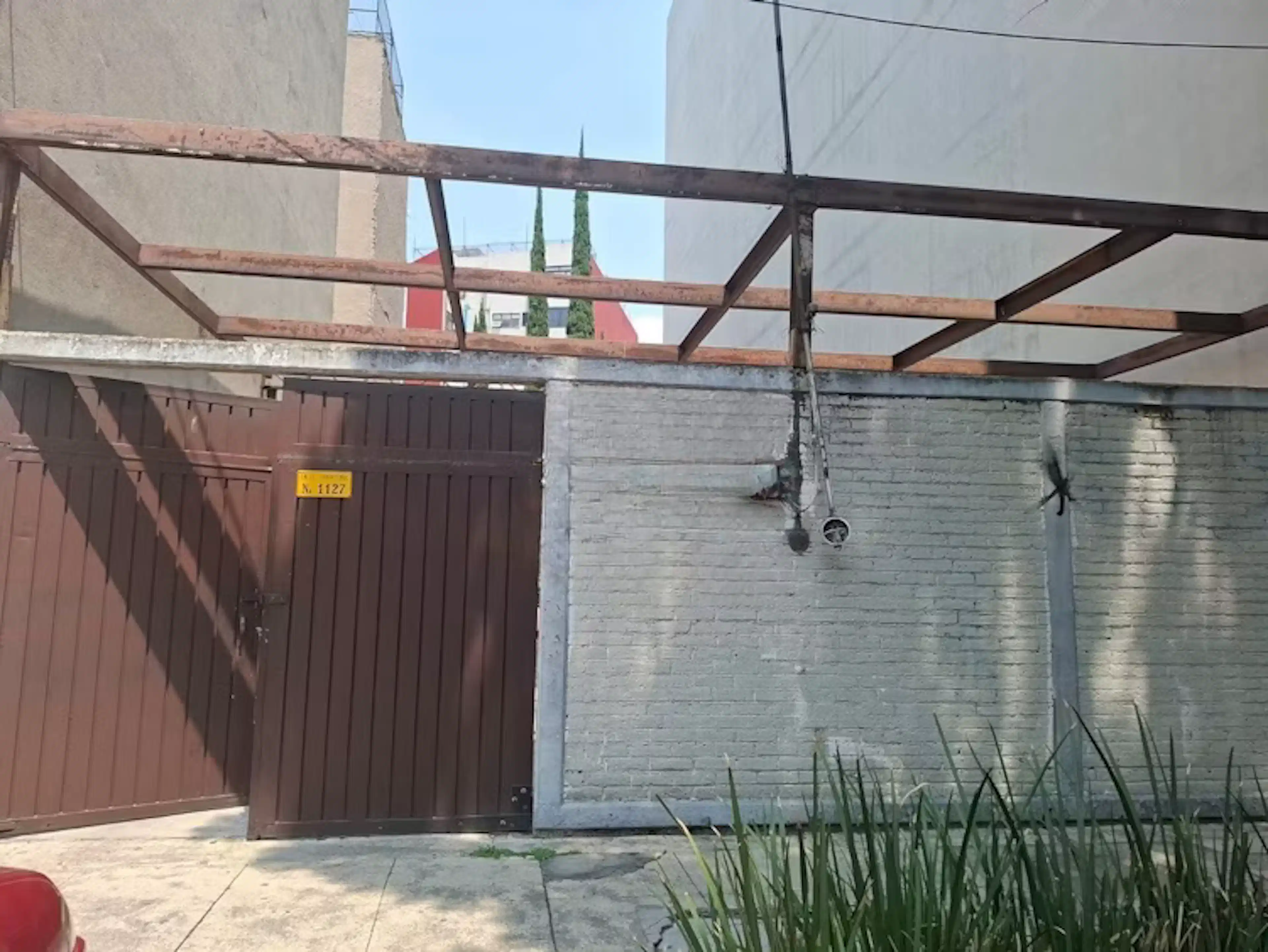 Oportunidad De Terreno Para Inversionistas.- Uso De Comercial En Av. CuauhtÉmoc!