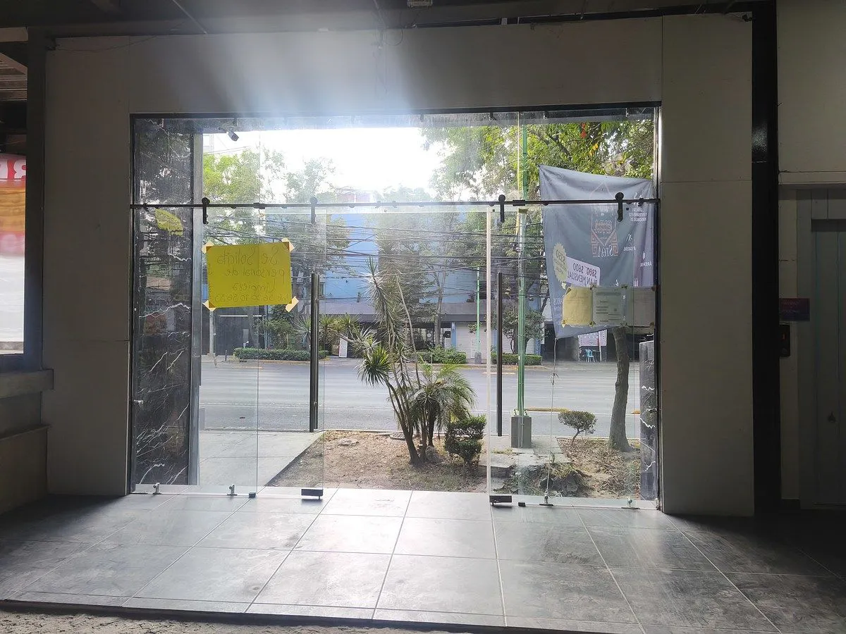 Local Comercial Spot2