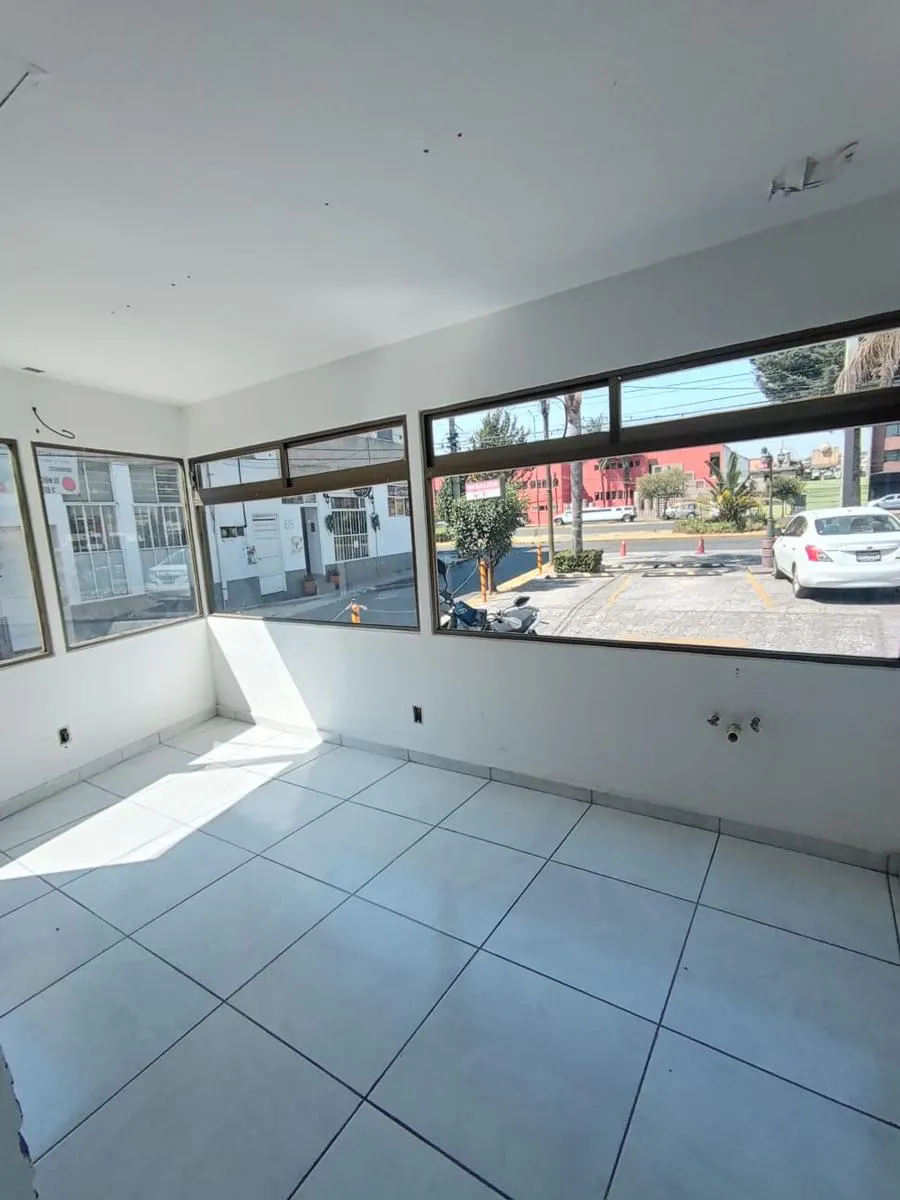 Local Comercial Spot2
