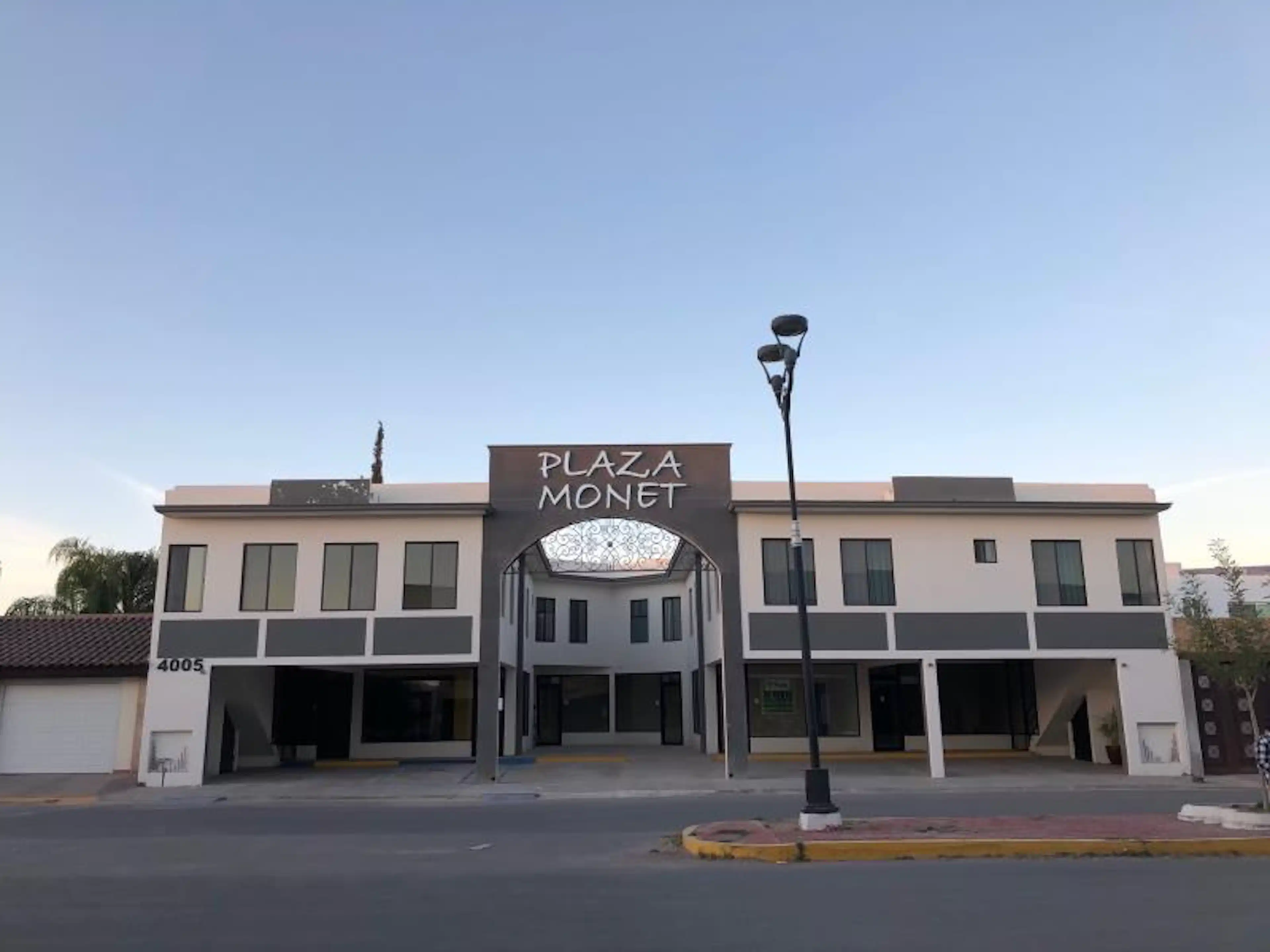Boulevard De Los Grandes Pintores