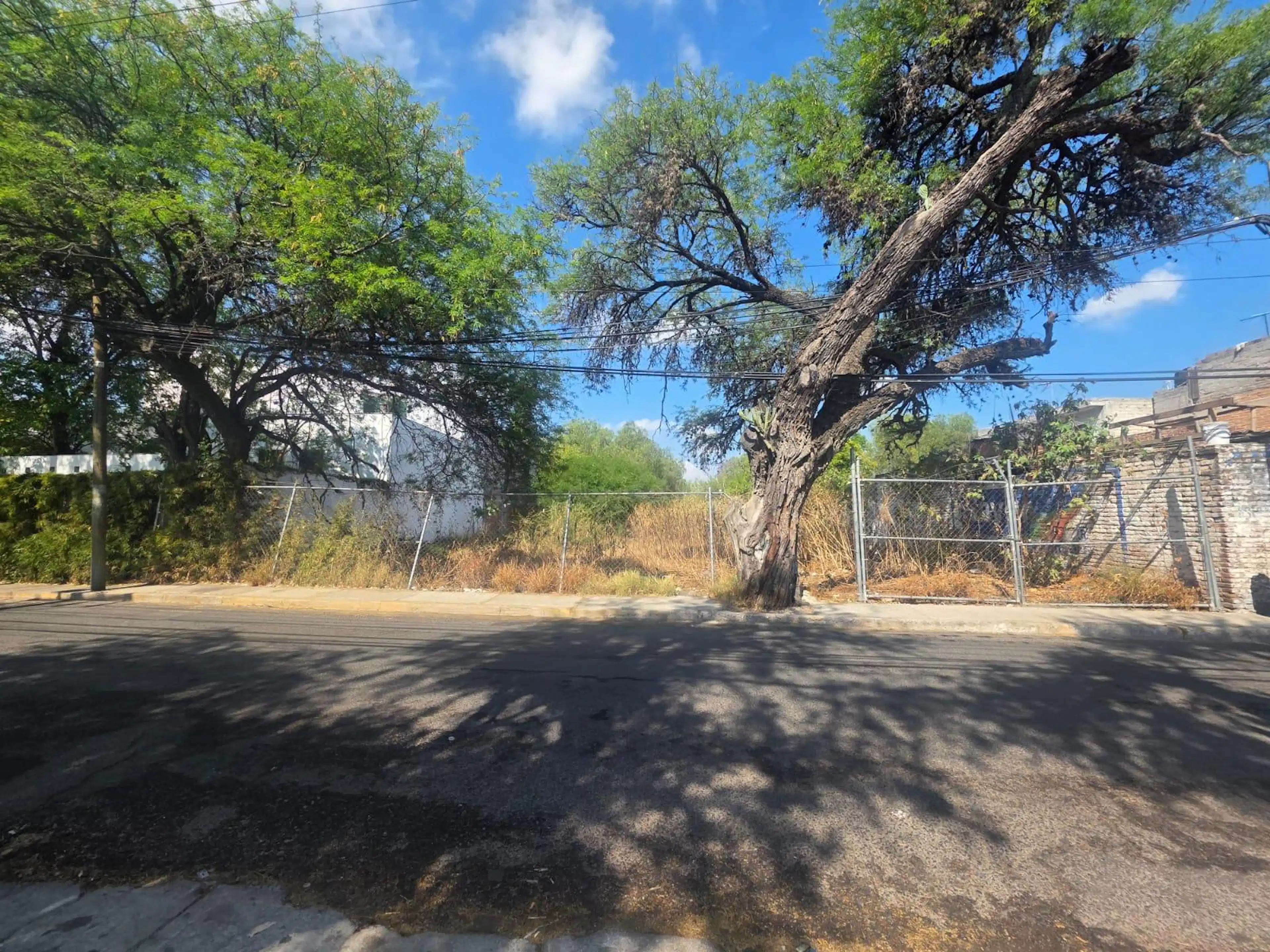 Terreno comercial en venta en El Pueblito