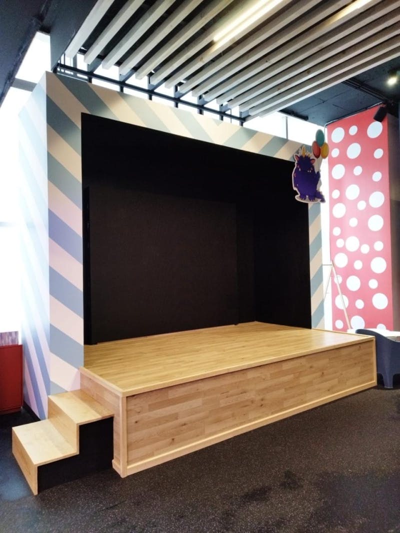 Local Comercial Spot2