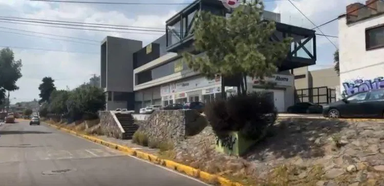 Local Comercial Spot2