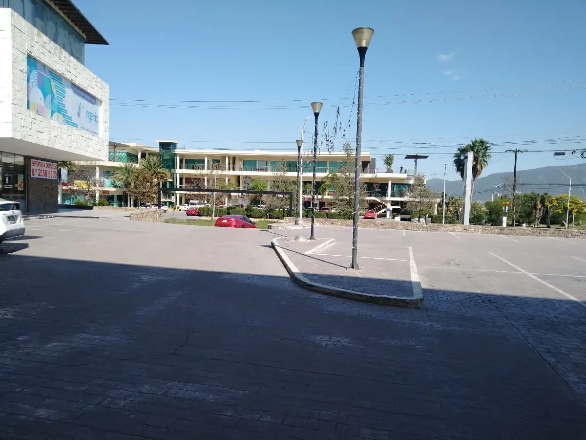 Local Comercial Spot2
