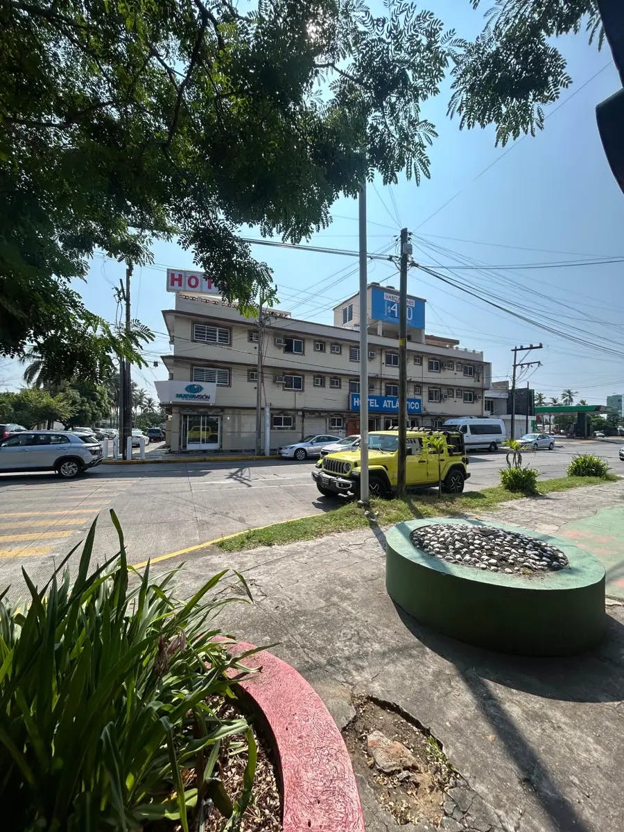 Local Comercial Spot2