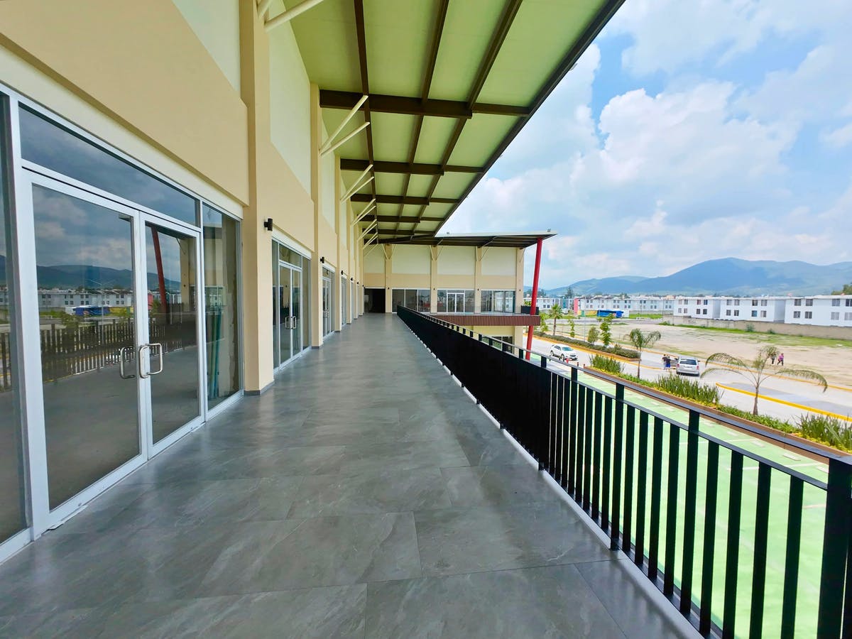 Local Comercial Spot2