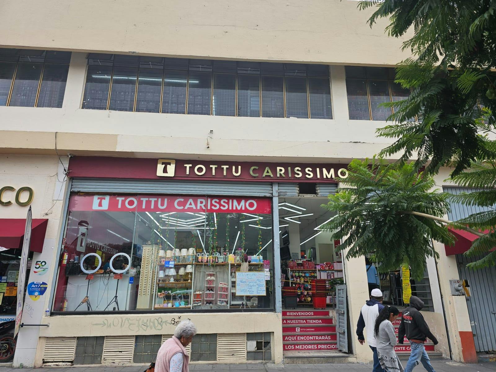 Local Comercial Spot2