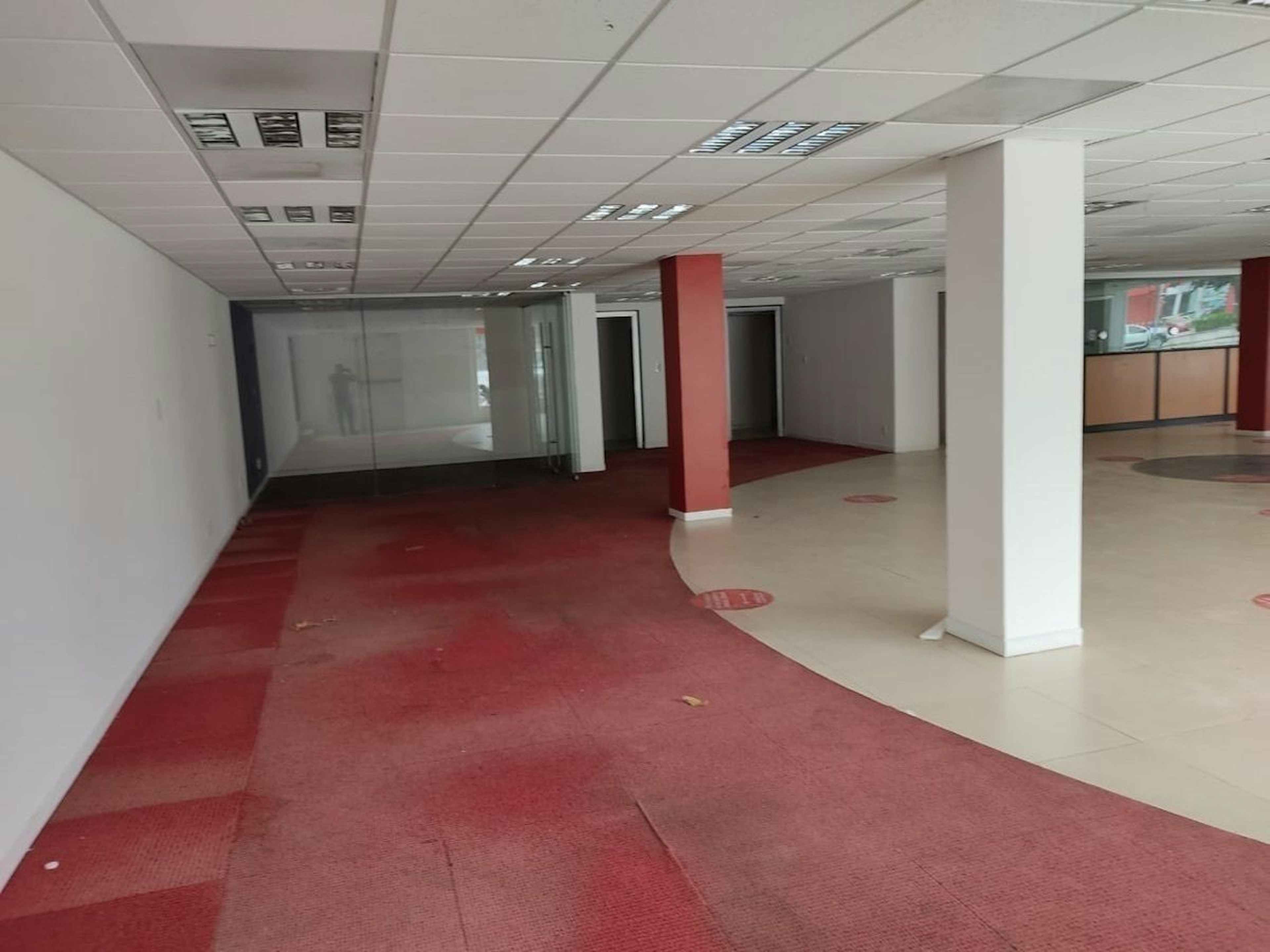 Calle 17 Esq. 58 Y 58a