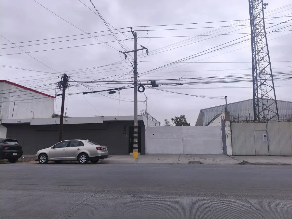 Local Comercial Spot2