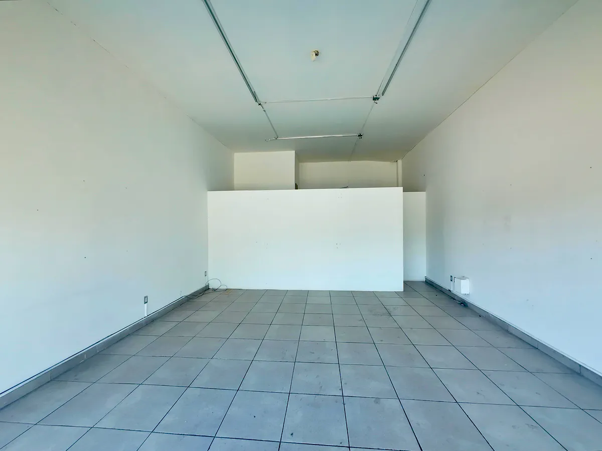 Local Comercial Spot2