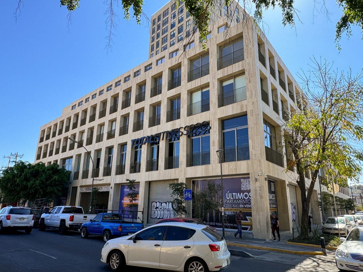 Local Comercial Spot2