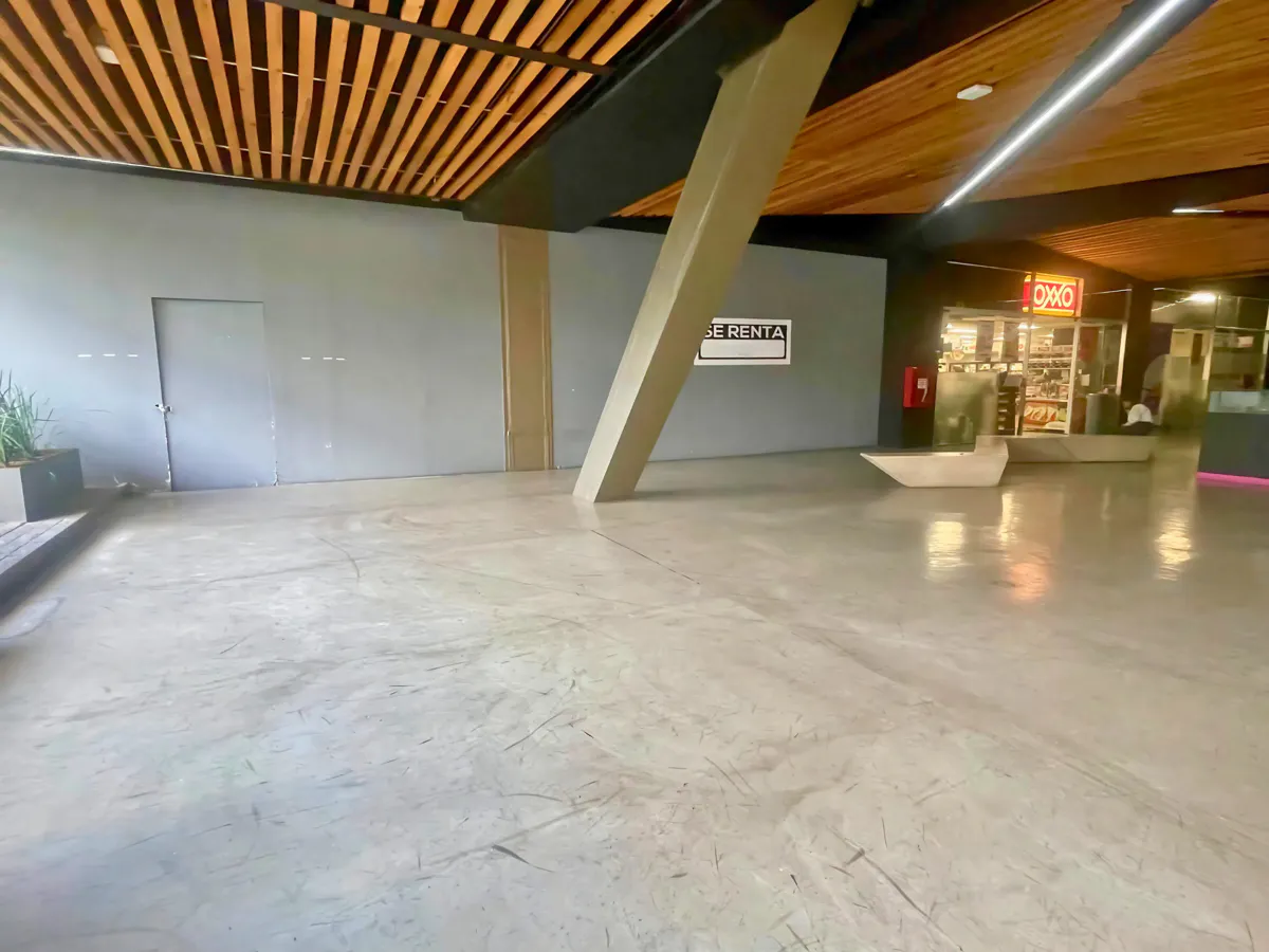 Local Comercial Spot2