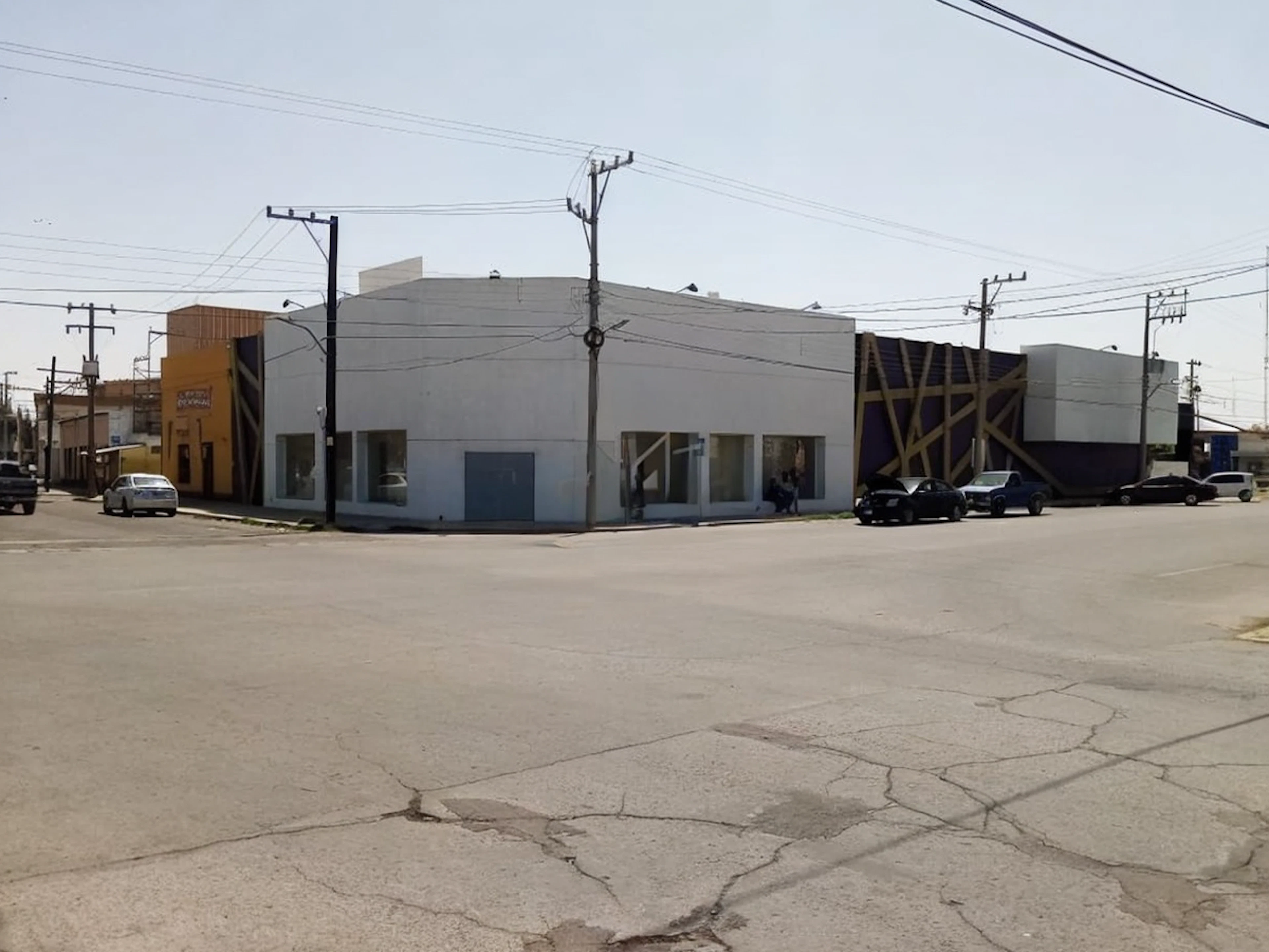 Local Comercial Spot2