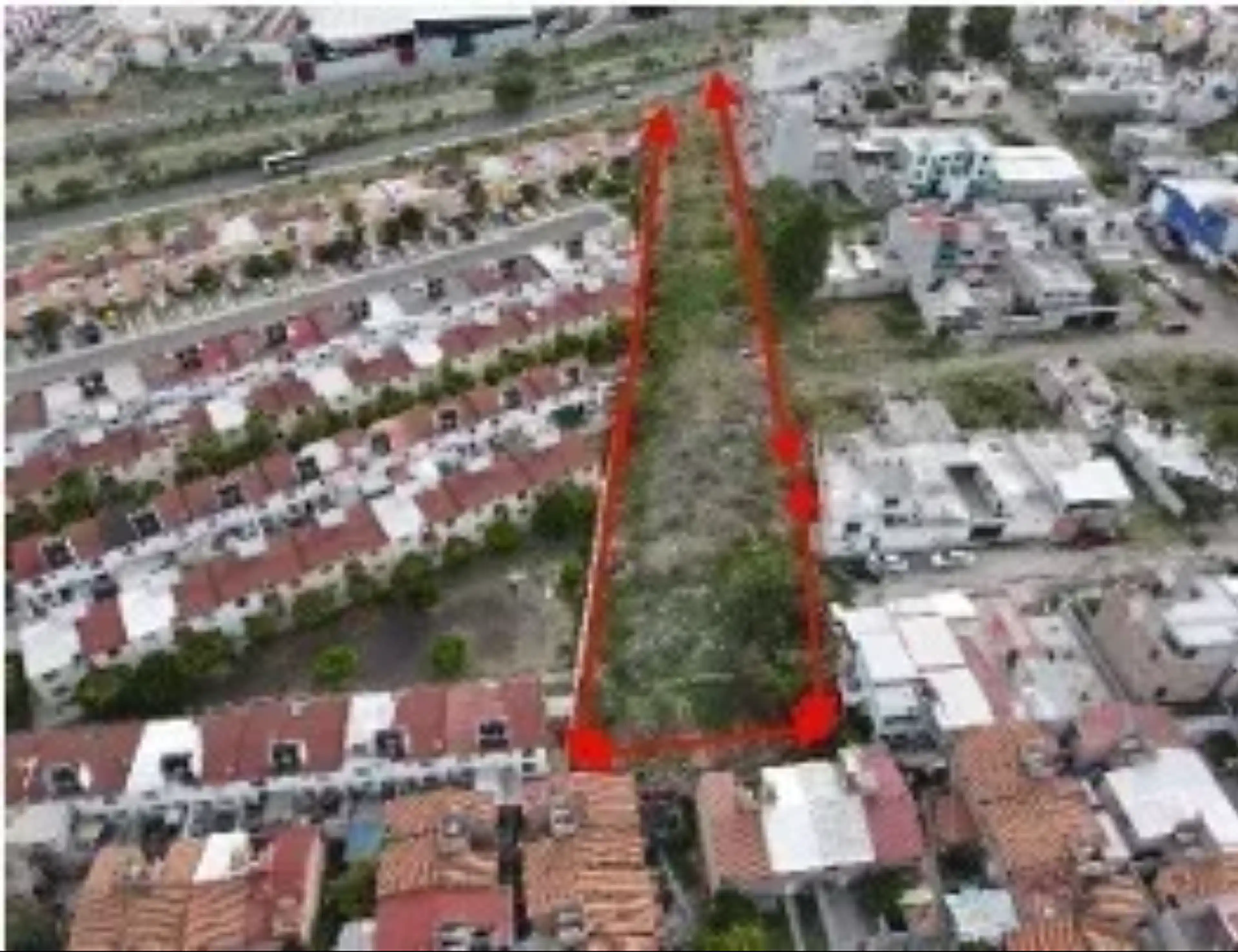 Terreno En Blvd. Bernardo Quintana