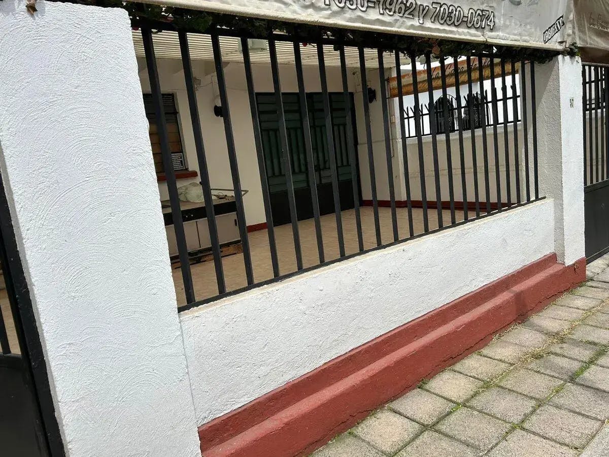 Local Comercial Spot2