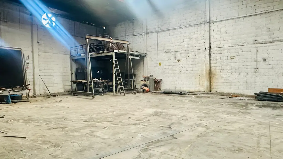 Industrial Spot2