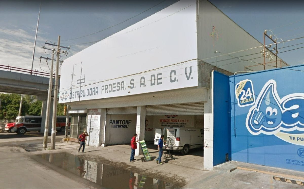 Local Comercial Spot2