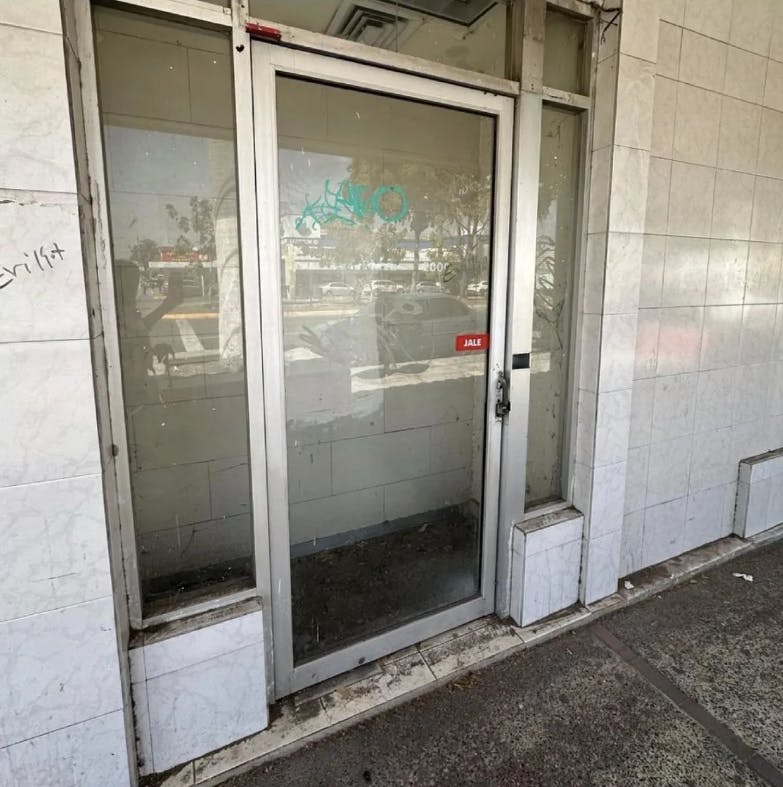 Local Comercial Spot2