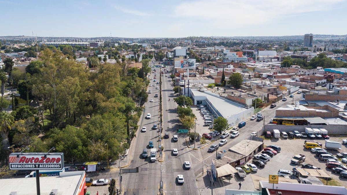 Local Comercial Spot2