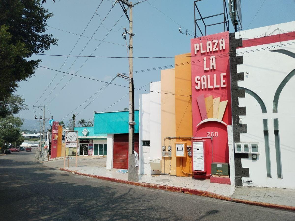 Local Comercial Spot2