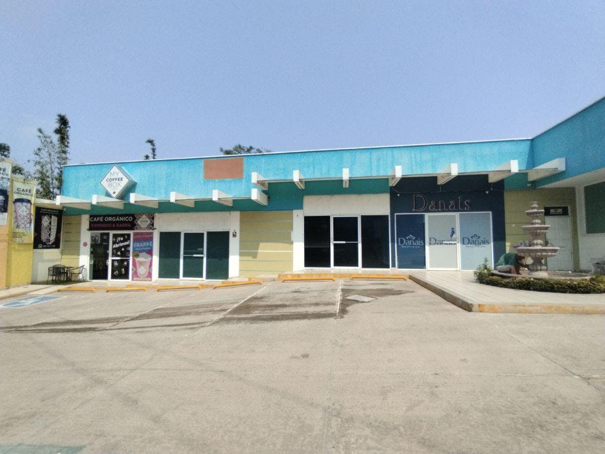 Local Comercial Spot2