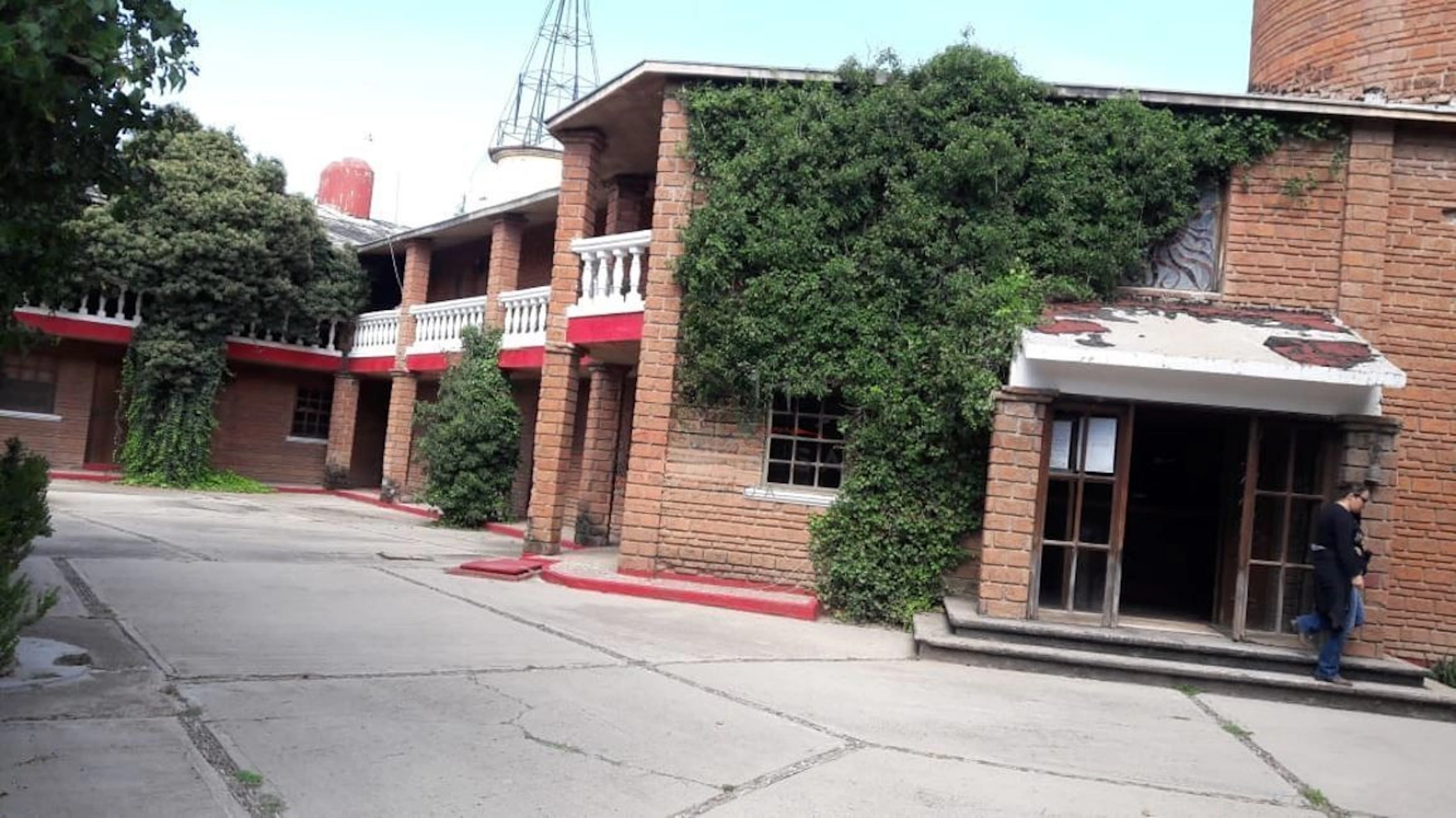 Local Comercial Spot2